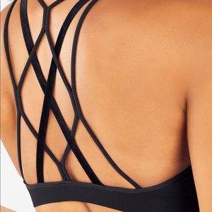 Connar Seamless Sports Bra III Fabletics - M